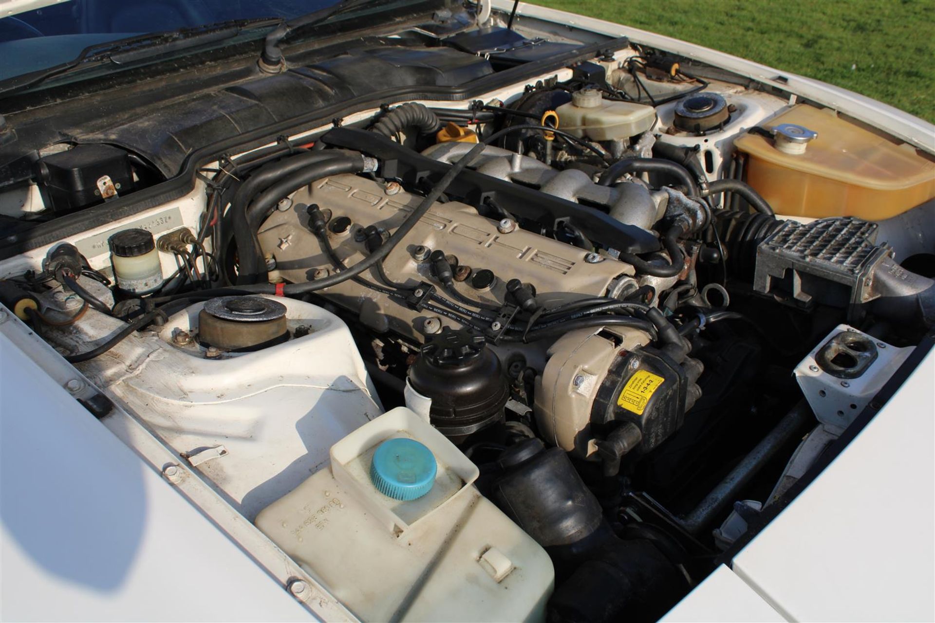 1989 Porsche 944 S2 Cabriolet - Image 14 of 20