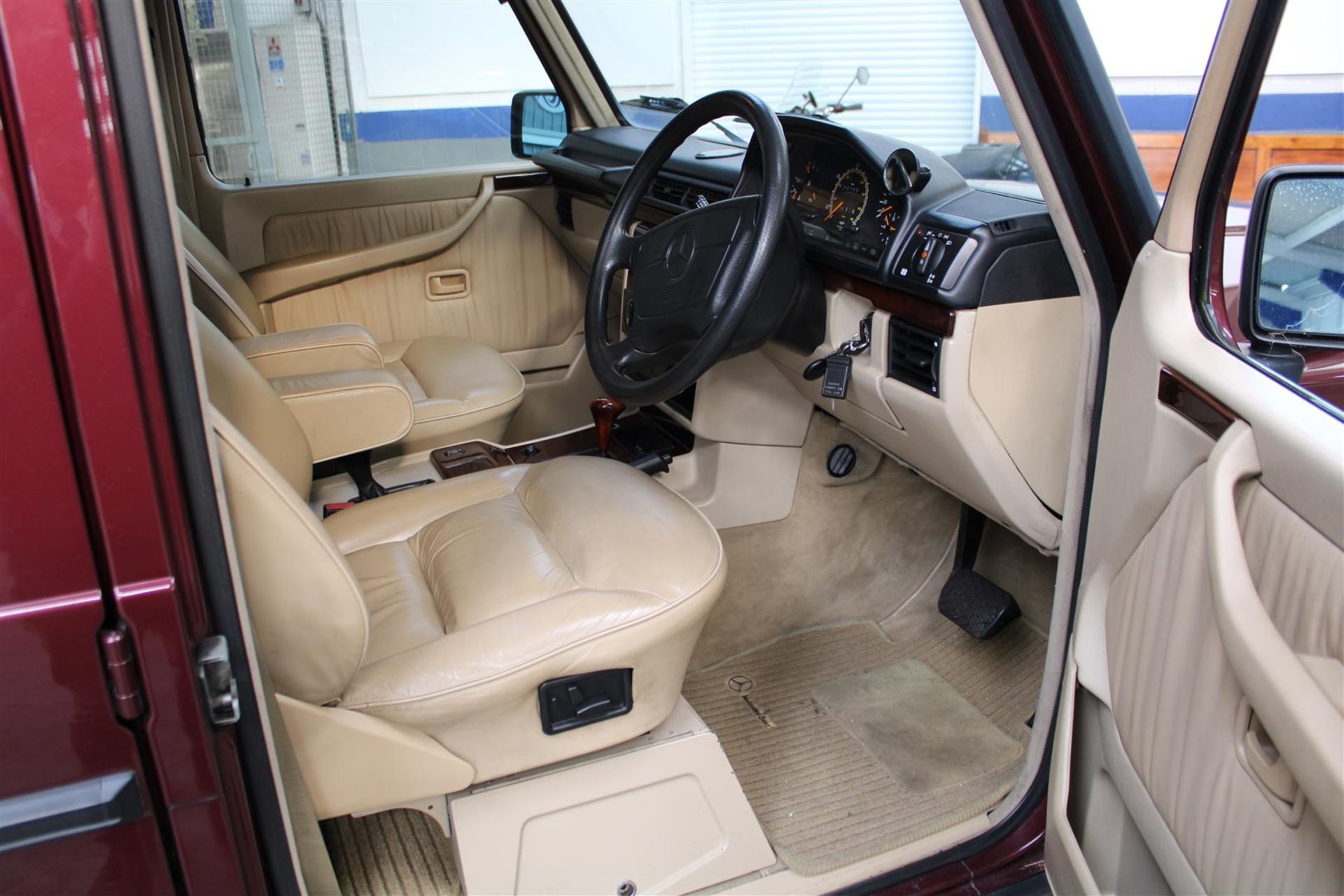 1995 Mercedes G-Wagen 300 GEL Auto - Image 9 of 24