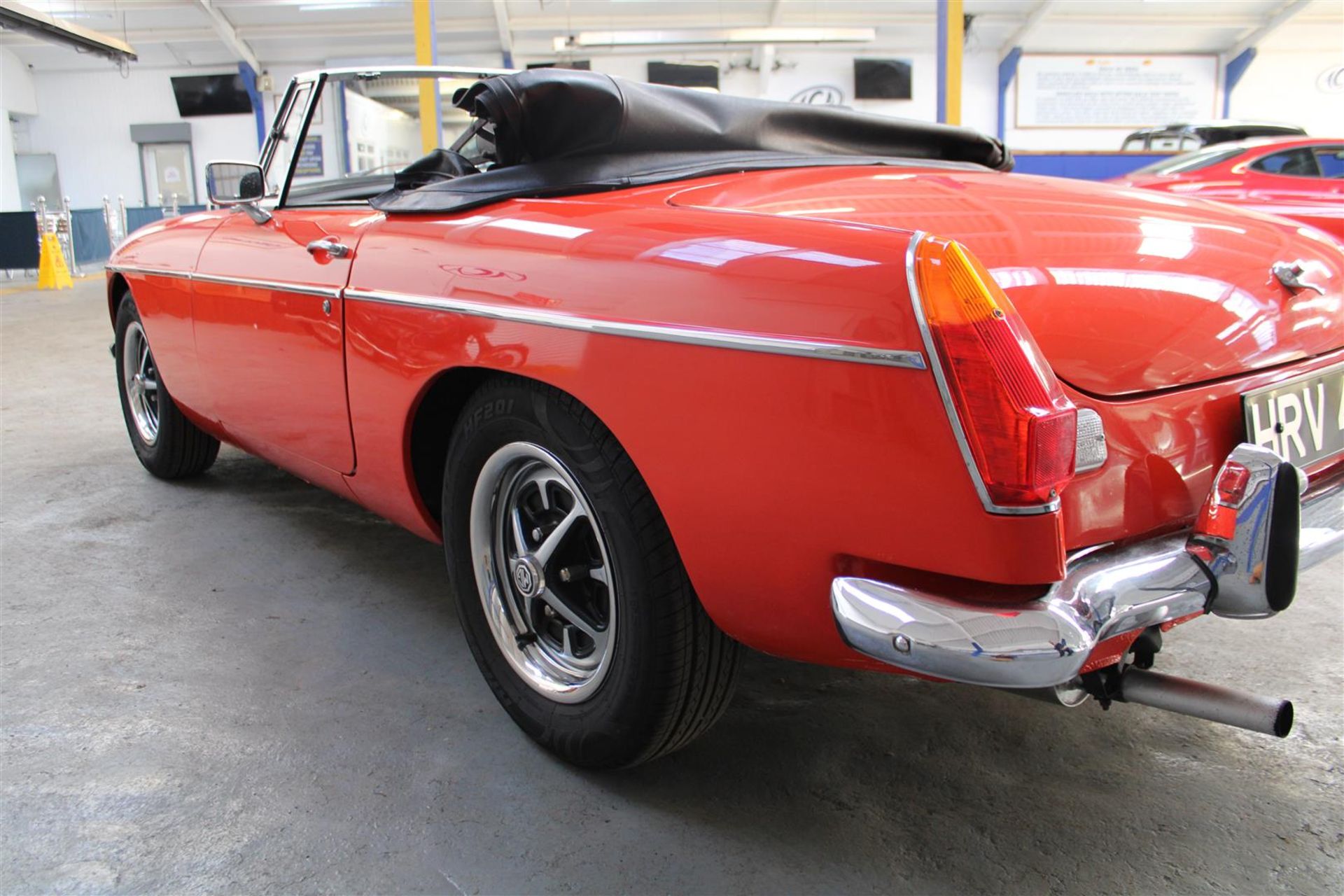 1975 MG B Roadster - Image 24 of 24