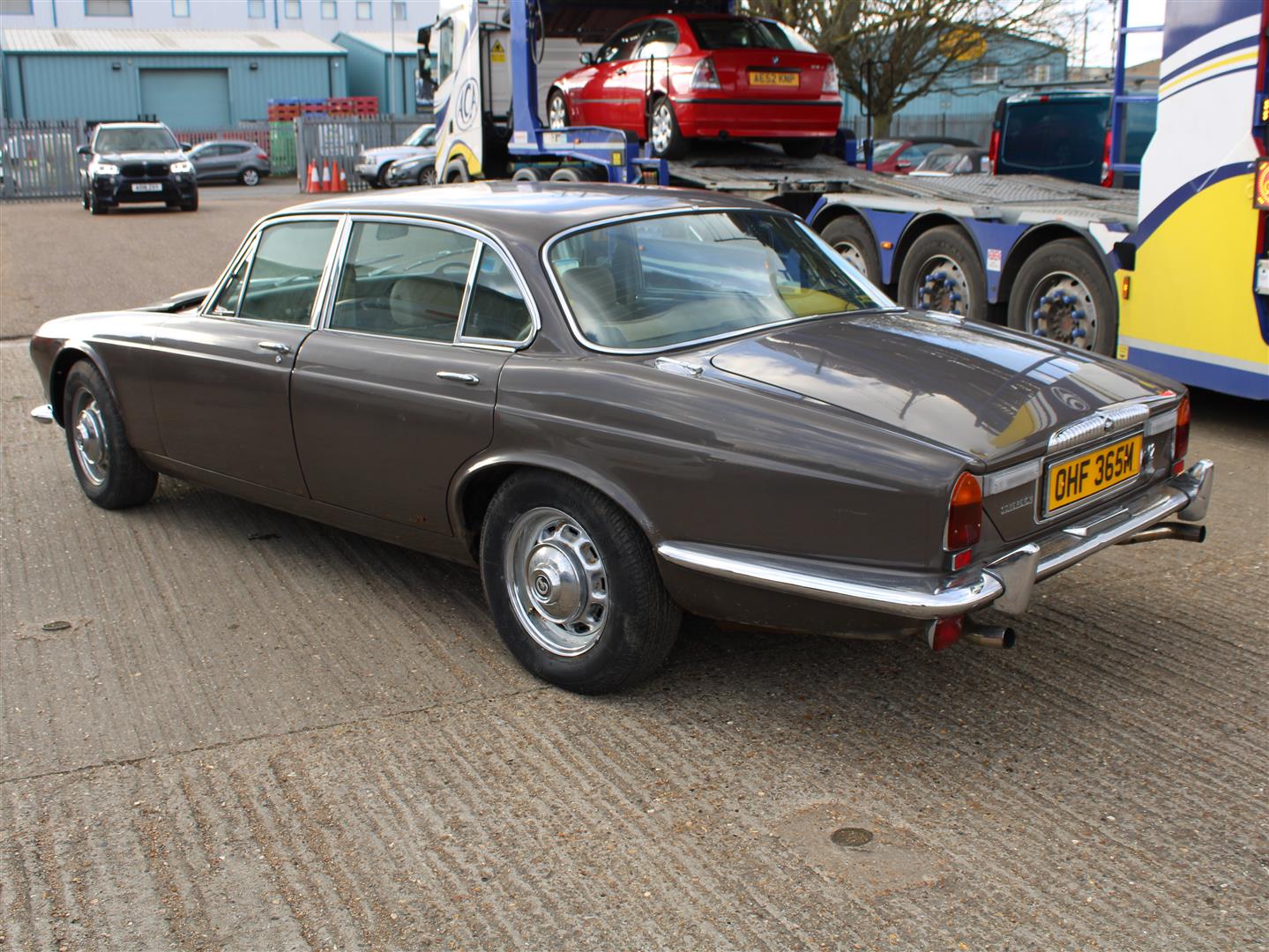 1973 Daimler Sovereign 4.2 Auto - Image 4 of 23