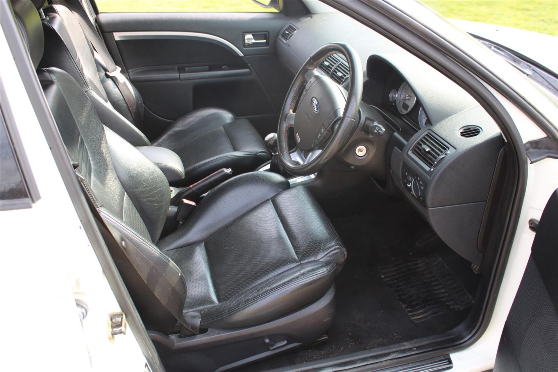 2005 Ford Mondeo ST220 Estate - Image 7 of 19