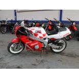 1989 Yamaha FZR 600