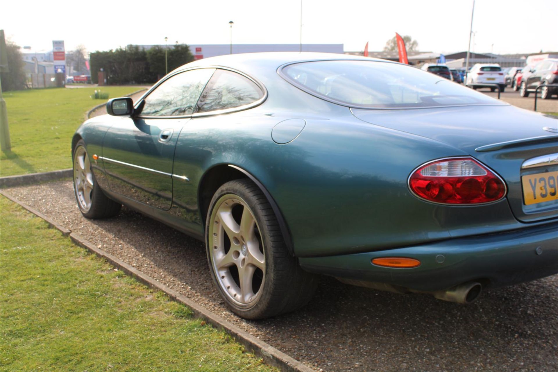 2001 Jaguar XKR 4.0 Coupe Auto - Image 22 of 23