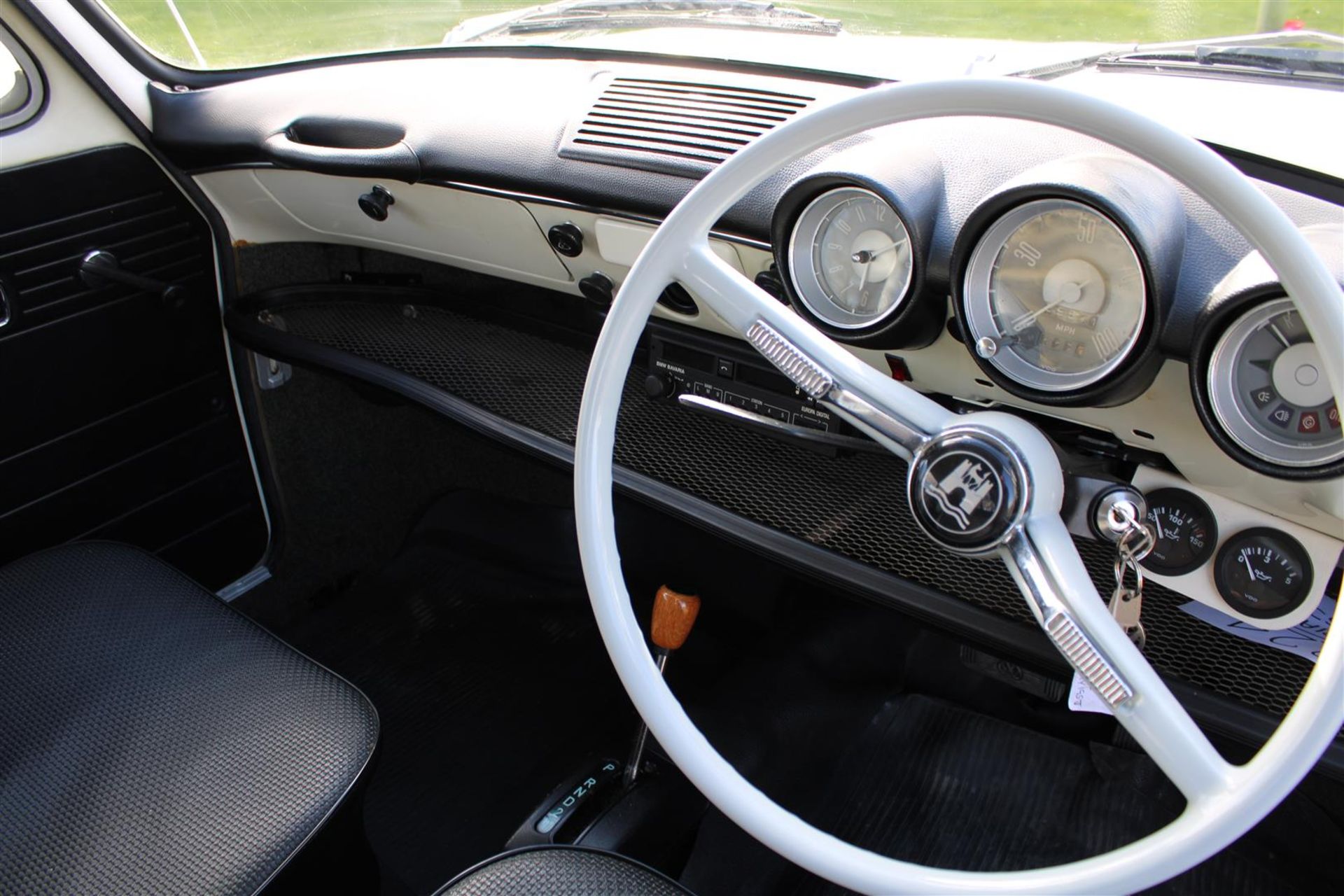 1971 VW 1600 E Variant Auto - Image 15 of 20