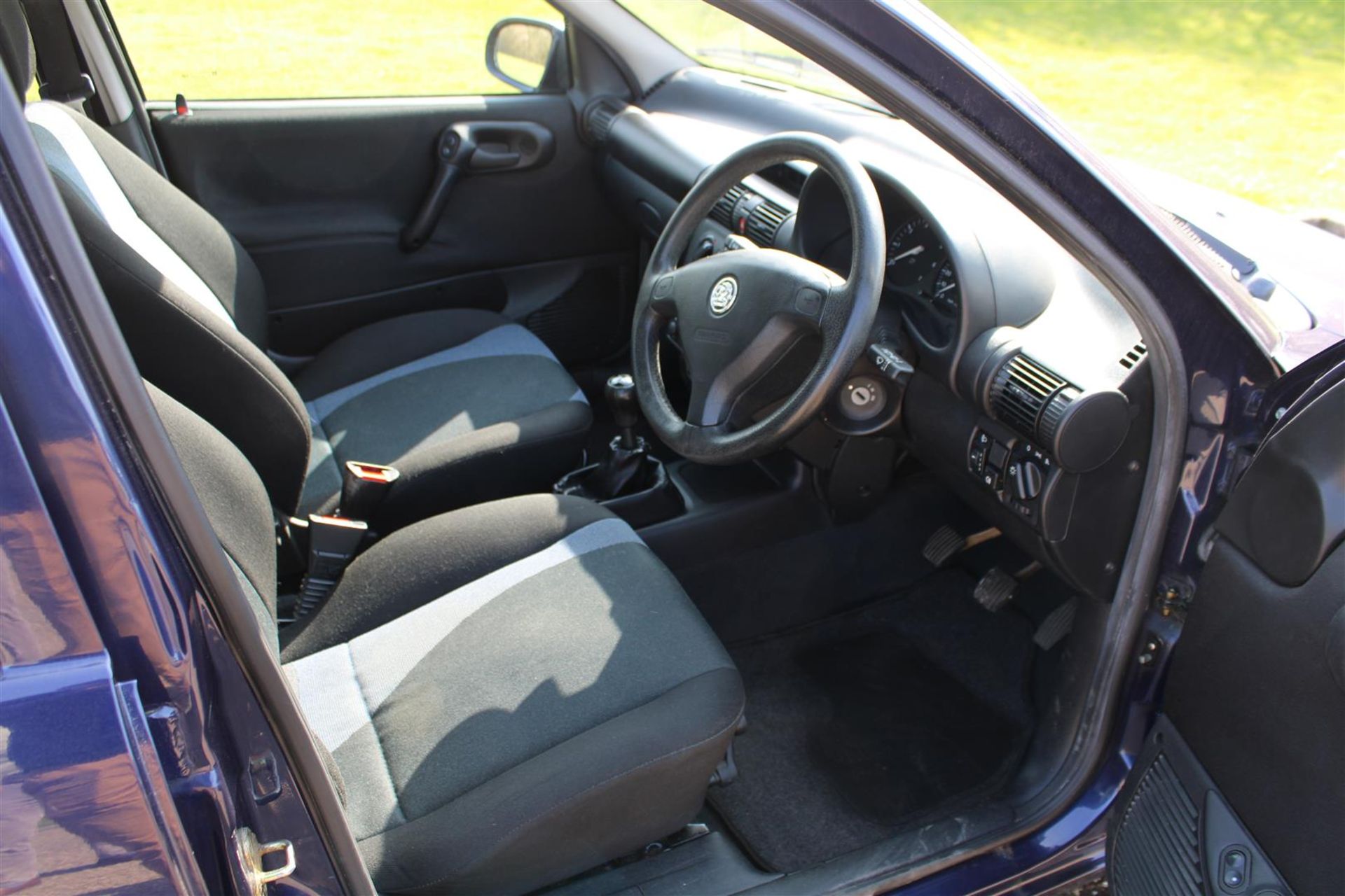 2000 Vauxhall Corsa 1.2 16v - Image 7 of 21