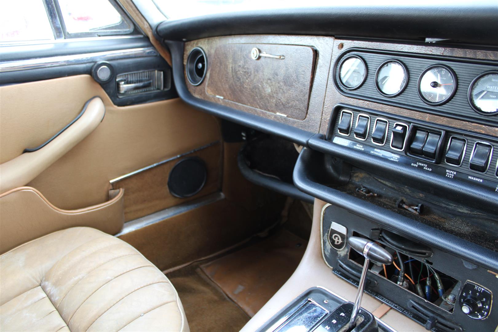 1973 Daimler Sovereign 4.2 Auto - Image 9 of 23