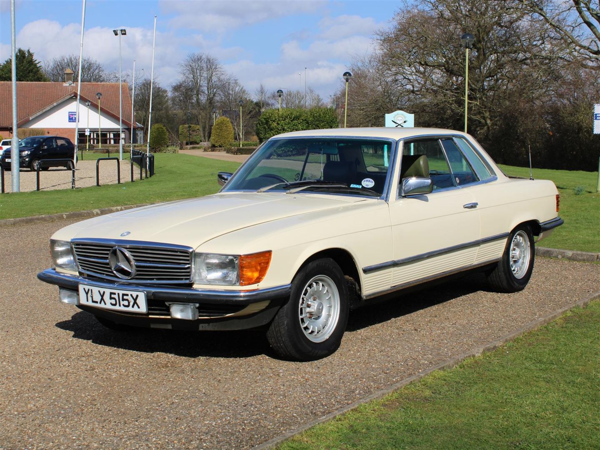 1981 Mercedes C107 380 SLC Auto - Image 3 of 22