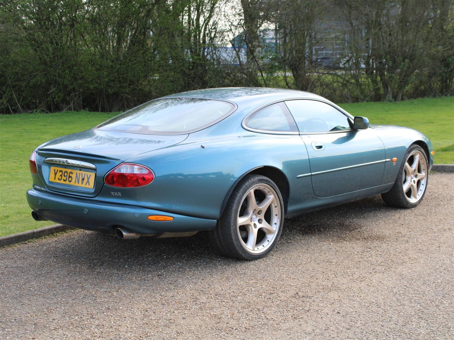 2001 Jaguar XKR 4.0 Coupe Auto - Image 6 of 23