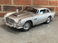 Eaglemoss James Bond Aston Martin DB5 Model 22 long"