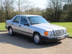 1989 Mercedes W124 260 E Auto