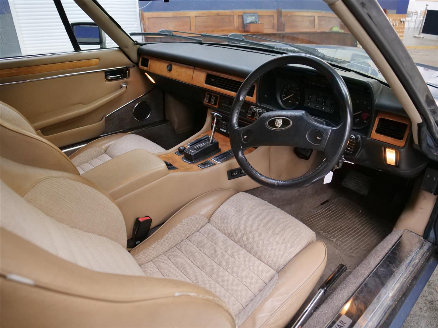 1989 Jaguar XJ-S 3.6 Auto - Image 16 of 35