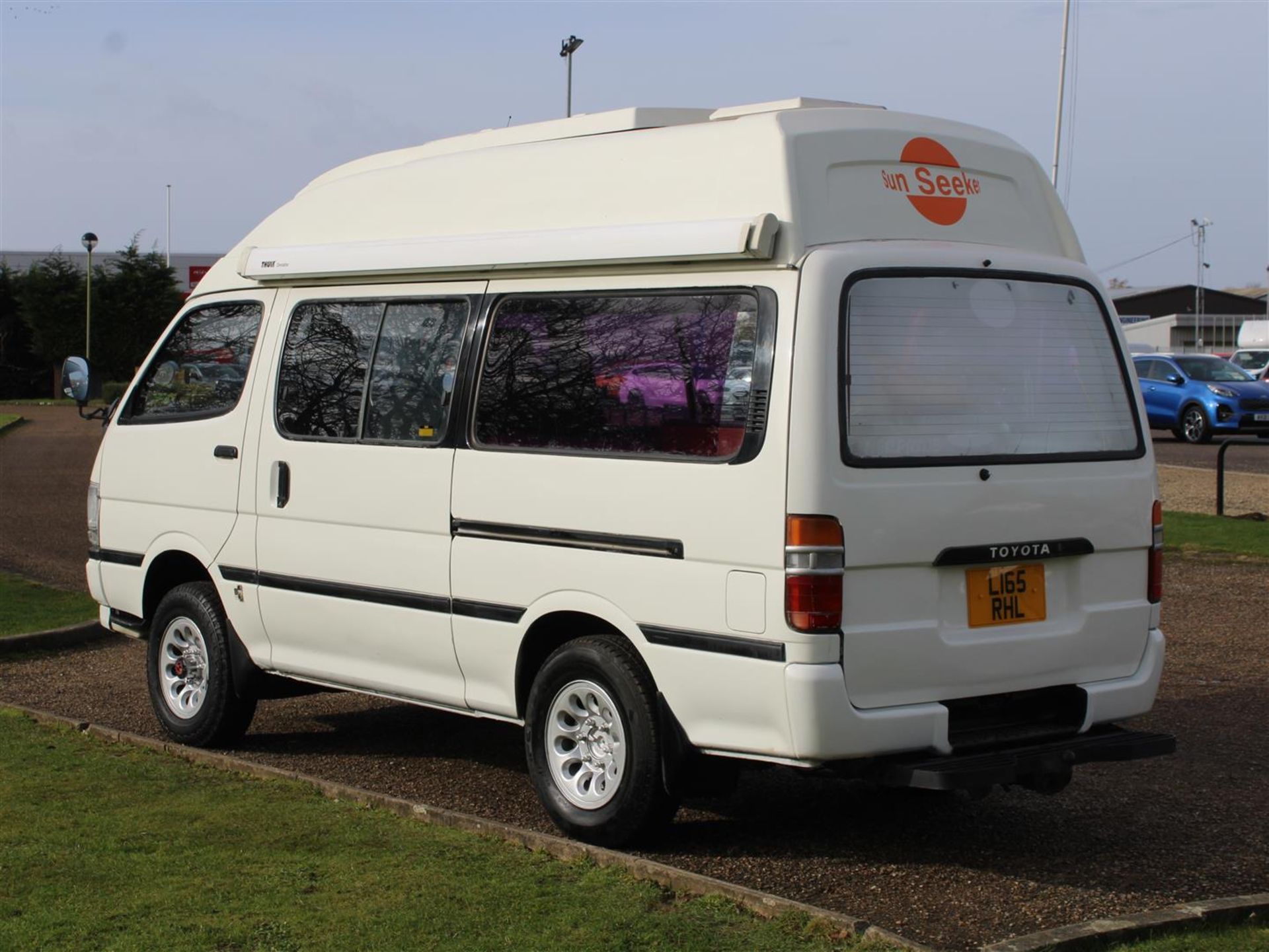 1994 Toyota Hi-Ace Sun Seeker Camper 4WD - Image 4 of 45