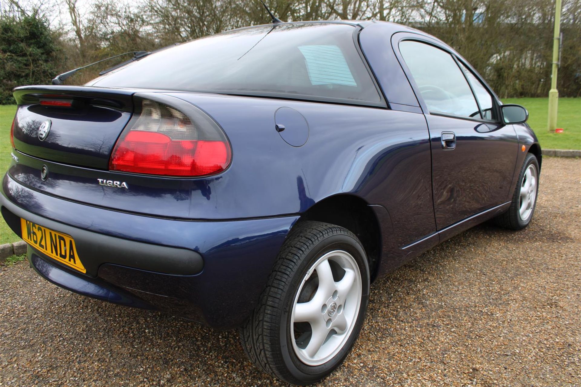 2000 Vauxhall Tigra 1.4 9,541 miles from new - Image 8 of 16