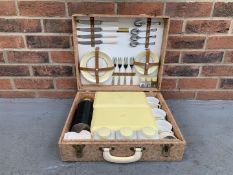 Sirram Picnic Hamper