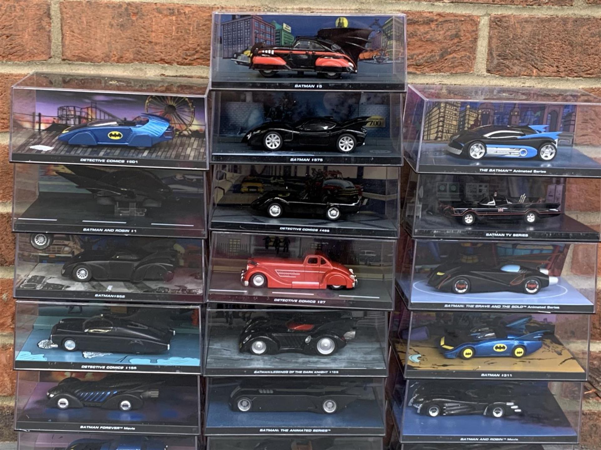 17 Boxed Batman Model Cars - Image 3 of 3