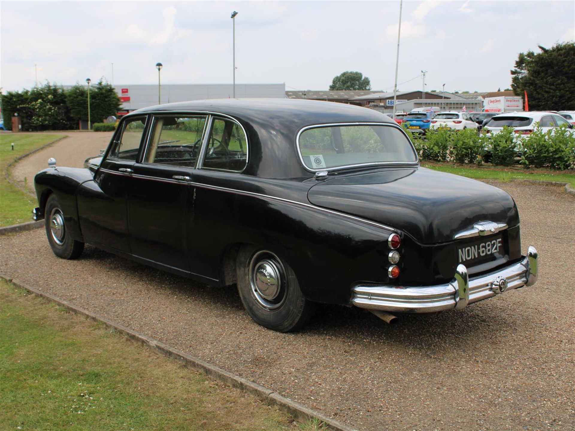 1968 Daimler Majestic Major Limousine - Image 4 of 22