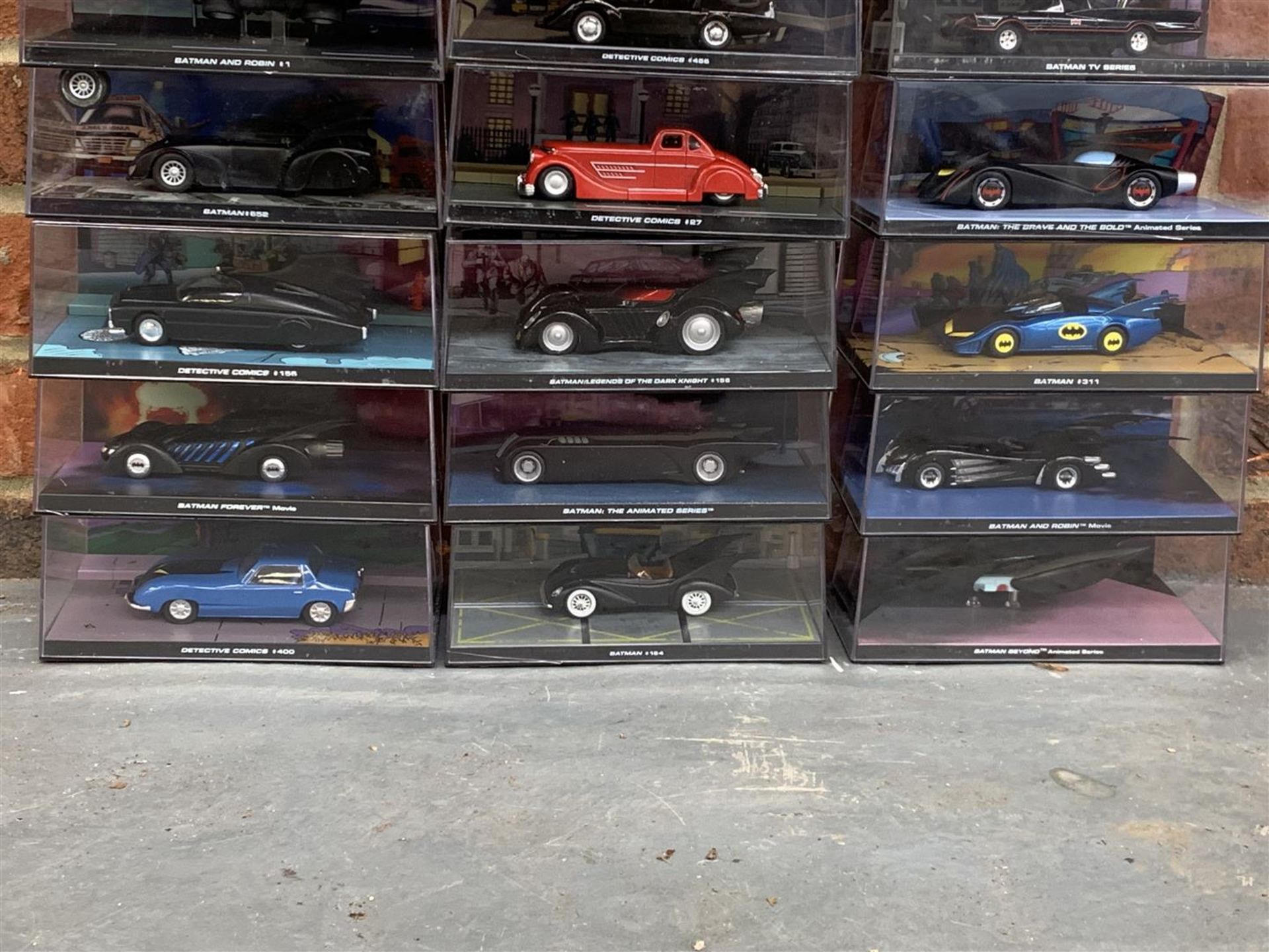 17 Boxed Batman Model Cars - Image 2 of 3