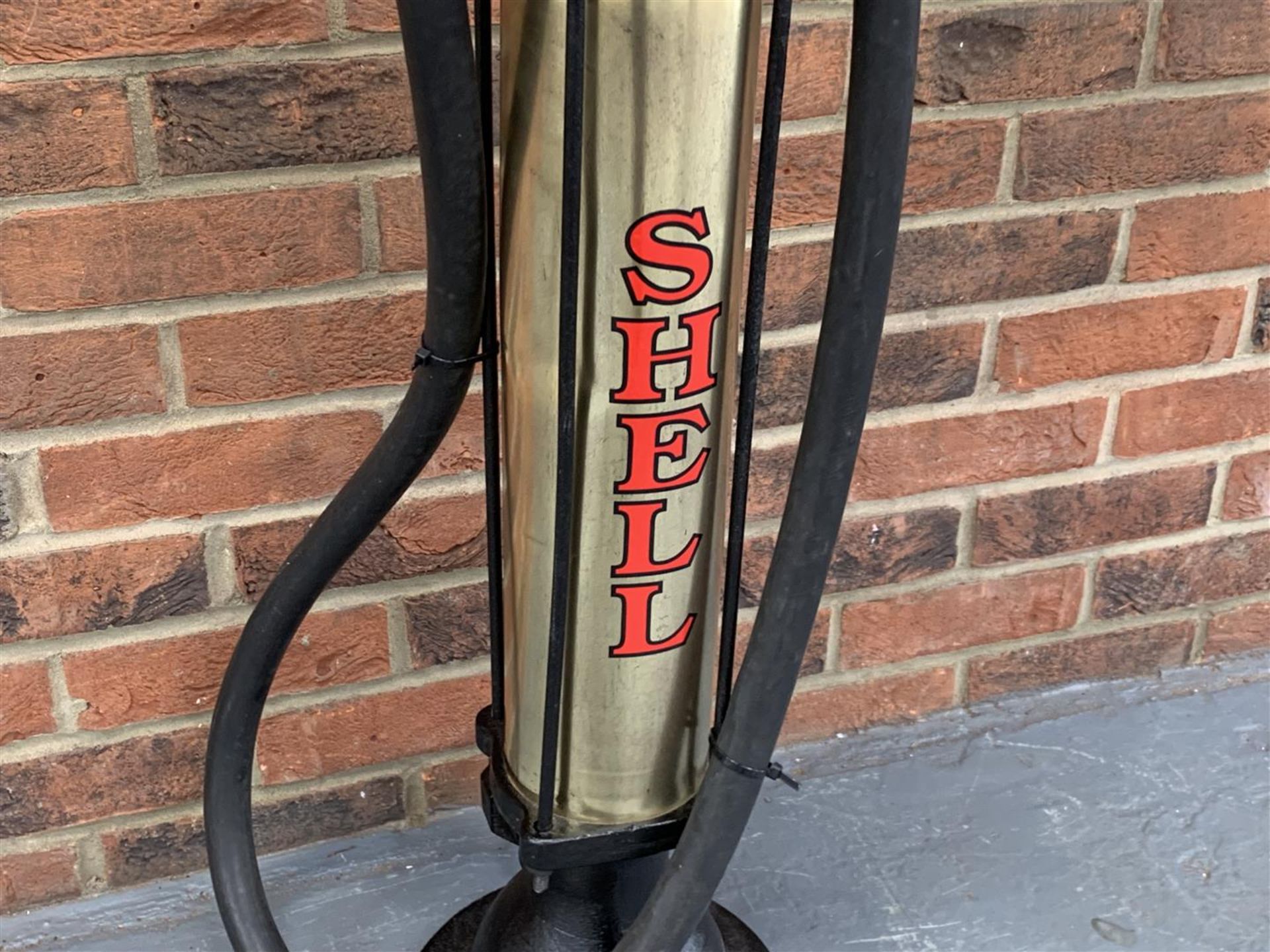 Vintage Gilbert & Barker Hand Cranked Shell Petrol Pump - Image 2 of 7