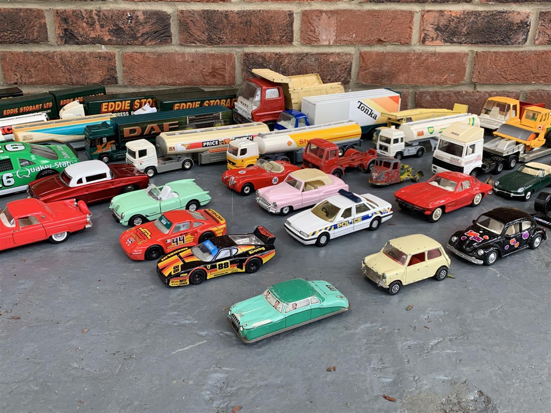 Quantity Of Play Worn Die Cast Toy Cars/Lorries - Image 2 of 6