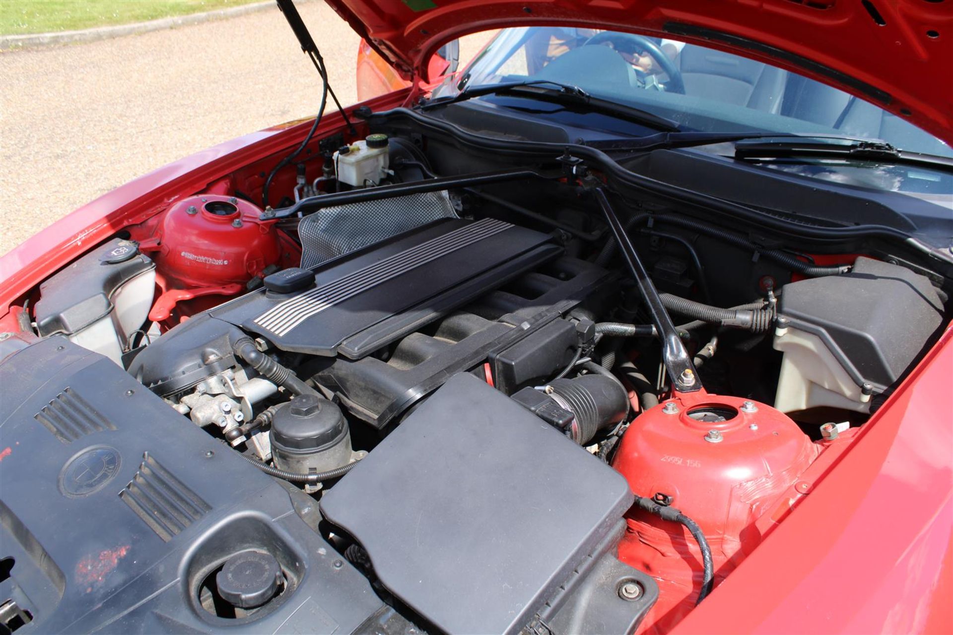 2004 BMW Z4 2.5i SE Auto Convertible - Image 14 of 16