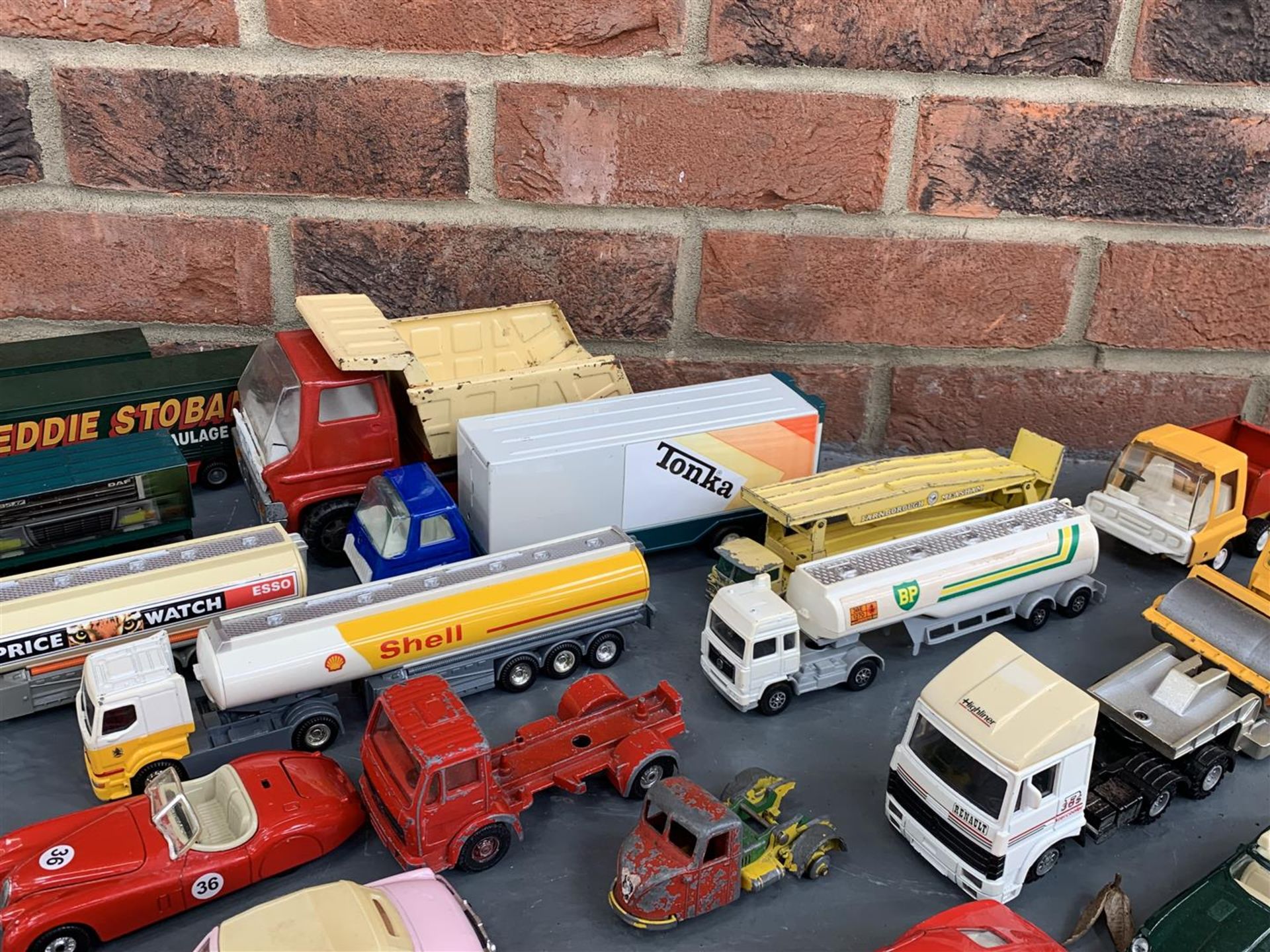 Quantity Of Play Worn Die Cast Toy Cars/Lorries - Image 4 of 6