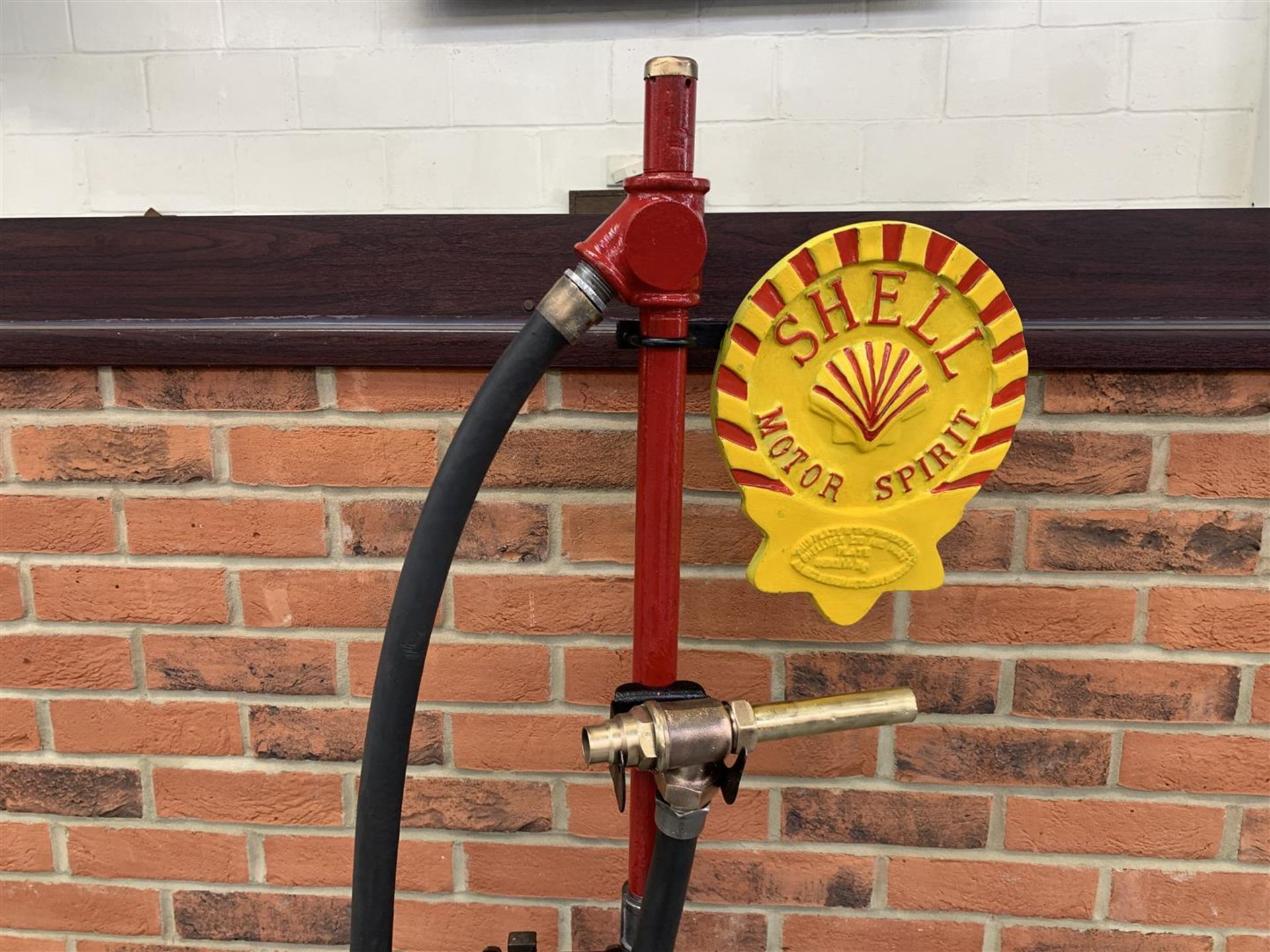 Vintage Gilbert & Barker Hand Cranked Shell Petrol Pump - Image 4 of 7