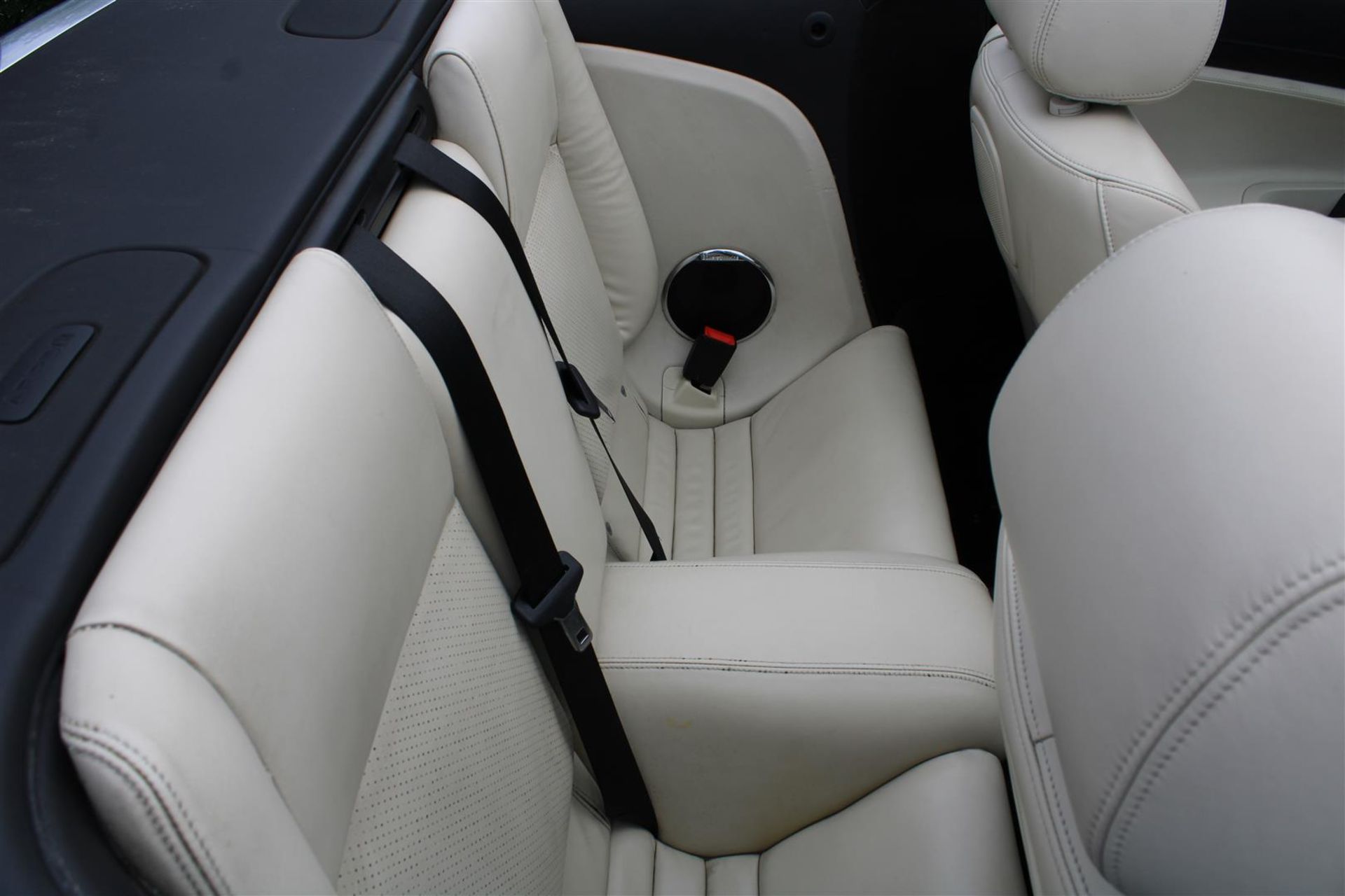 2010 Jaguar XKR 5.0 Auto Convertible - Image 15 of 20