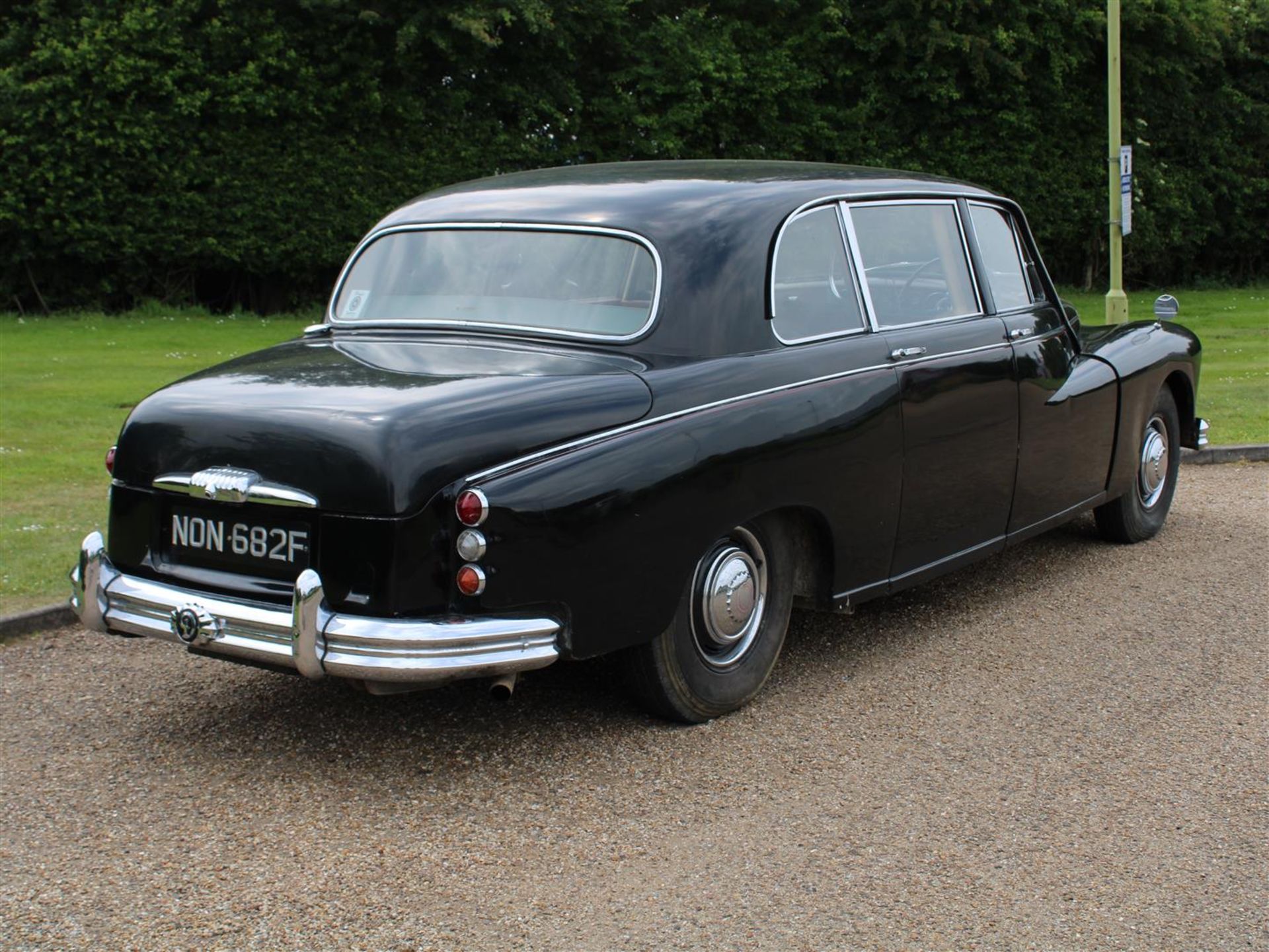 1968 Daimler Majestic Major Limousine - Image 6 of 22