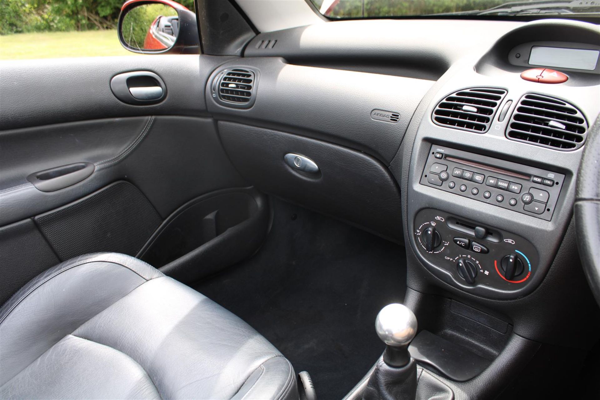 2003 Peugeot 206 CC 1.6 Allure 28,681 miles from new - Image 12 of 24