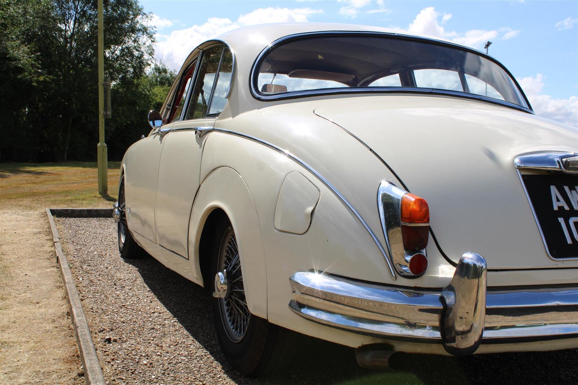 1964 Jaguar MK II 2.4 M/OD - Image 12 of 30