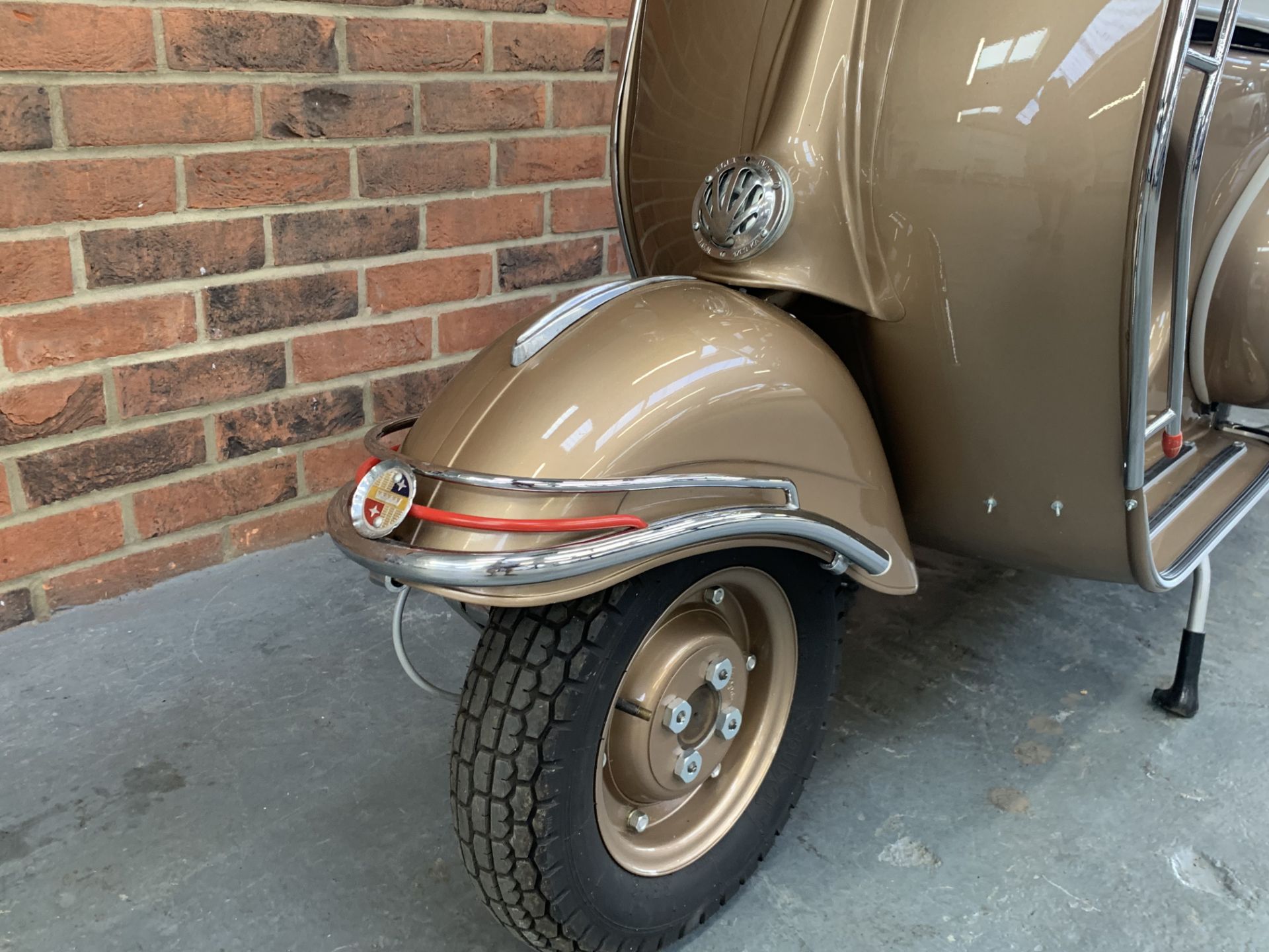 1962 Vespa Douglas Sportique Grand Lux - Image 6 of 18