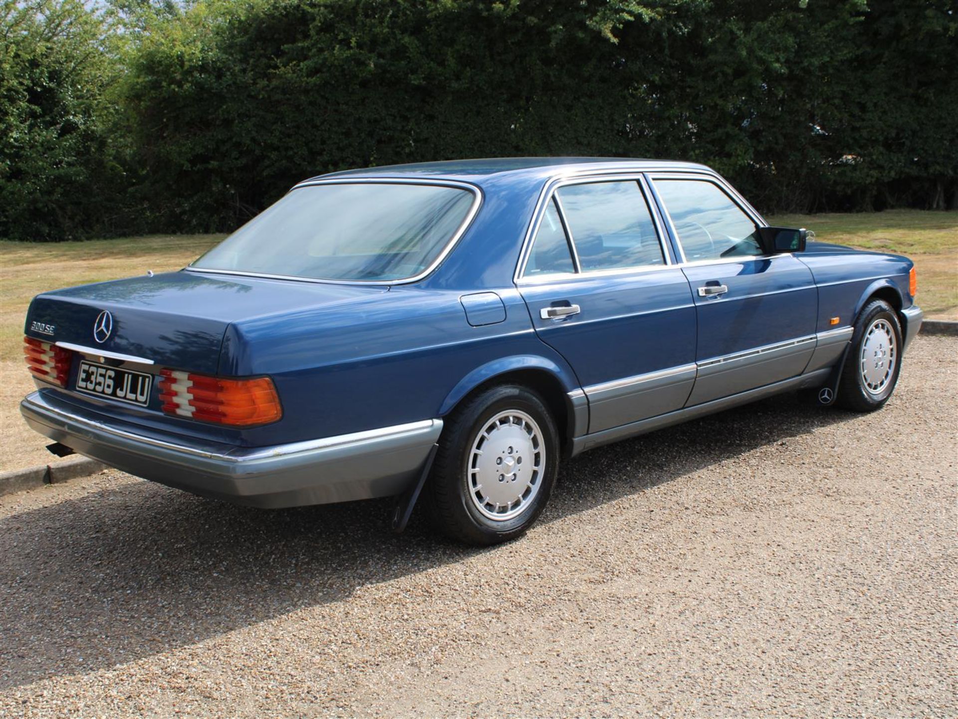 1988 Mercedes W126 300 SE Saloon Auto - Image 2 of 20