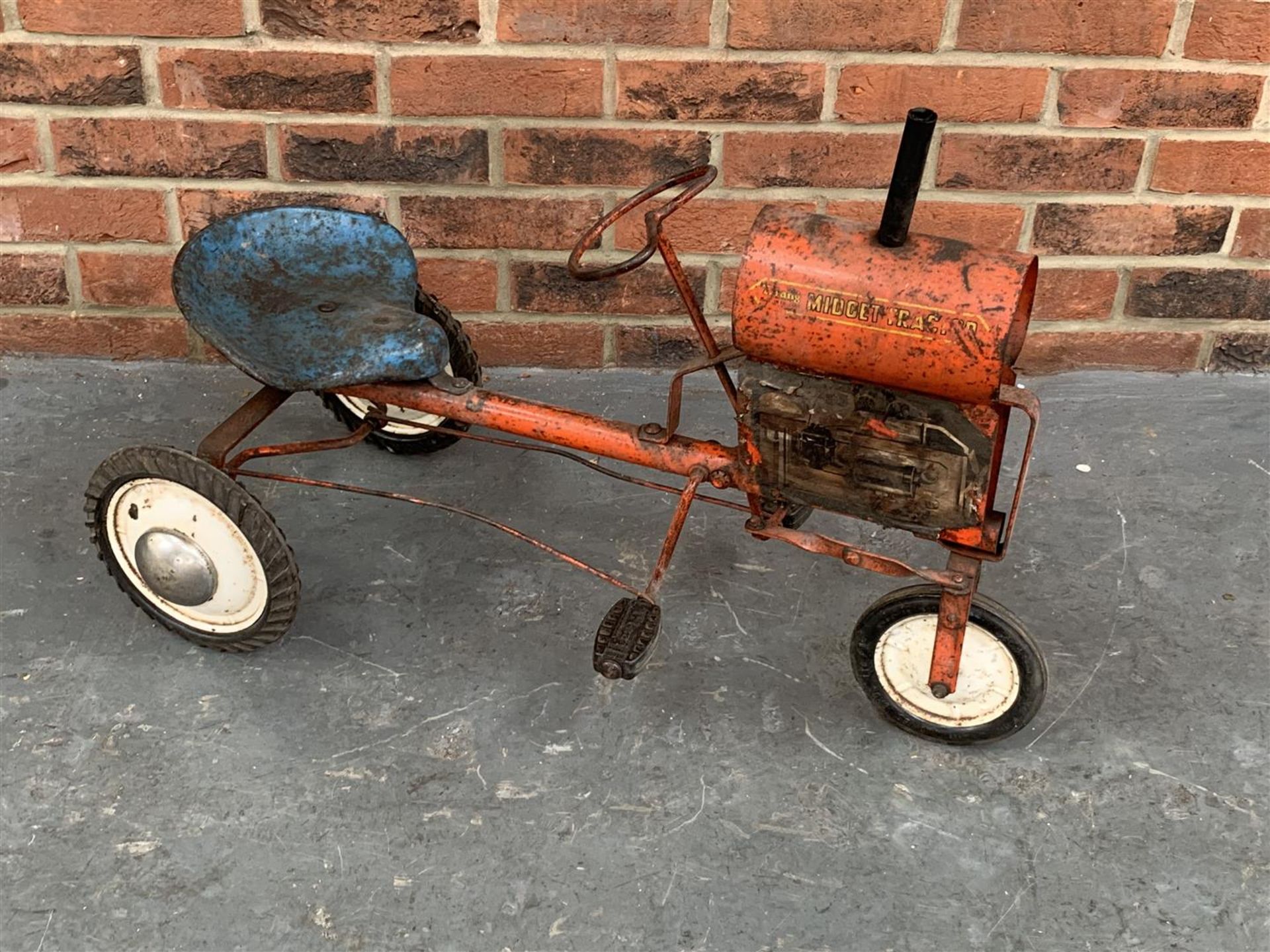 Vintage Tri-Ang Midget" Child's Pedal Tractor" - Image 3 of 7