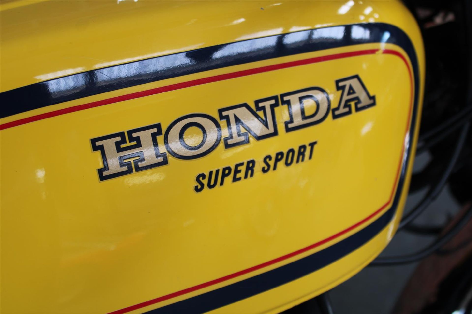 1977 Honda CB 400F - Image 11 of 18