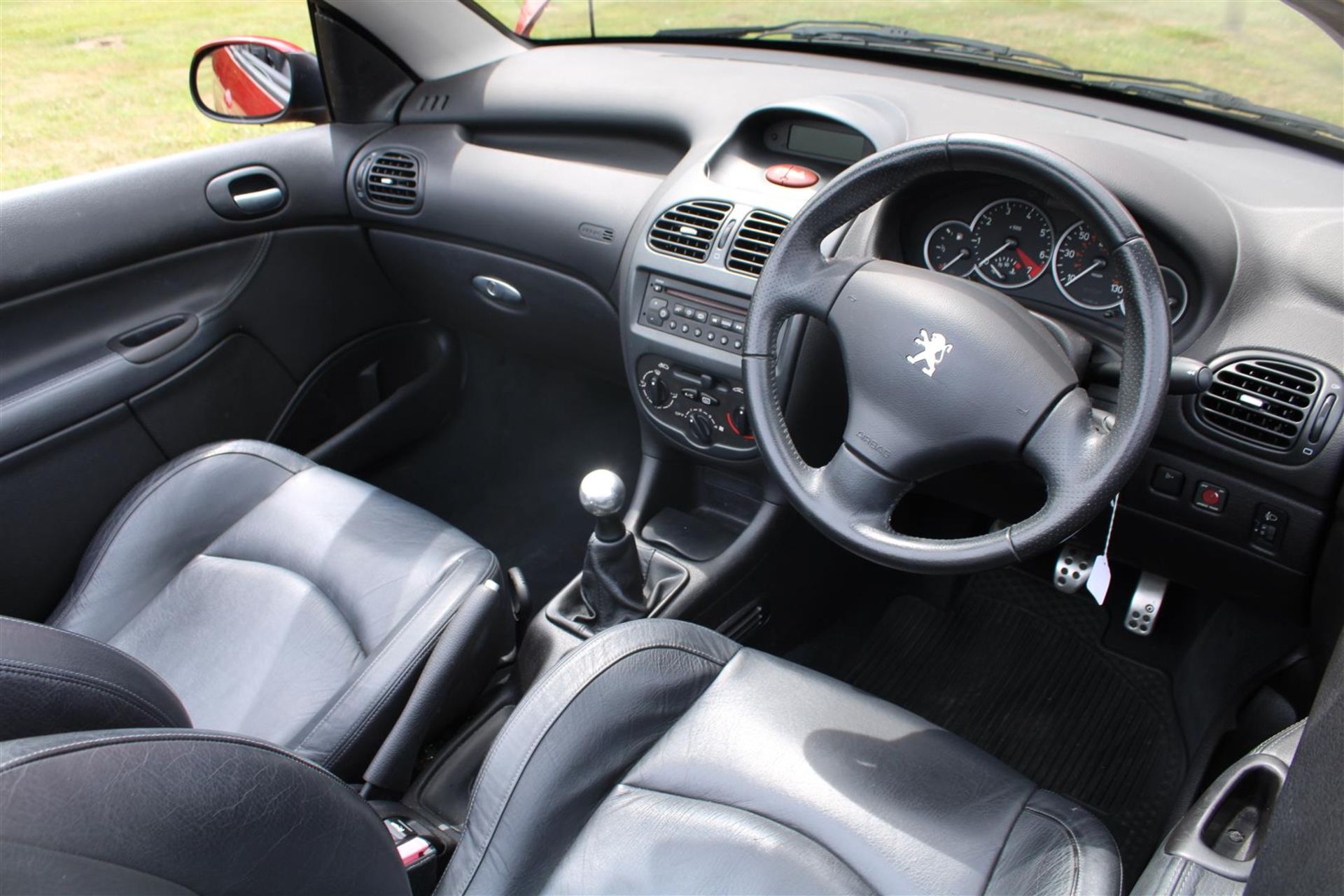 2003 Peugeot 206 CC 1.6 Allure 28,681 miles from new - Image 13 of 24