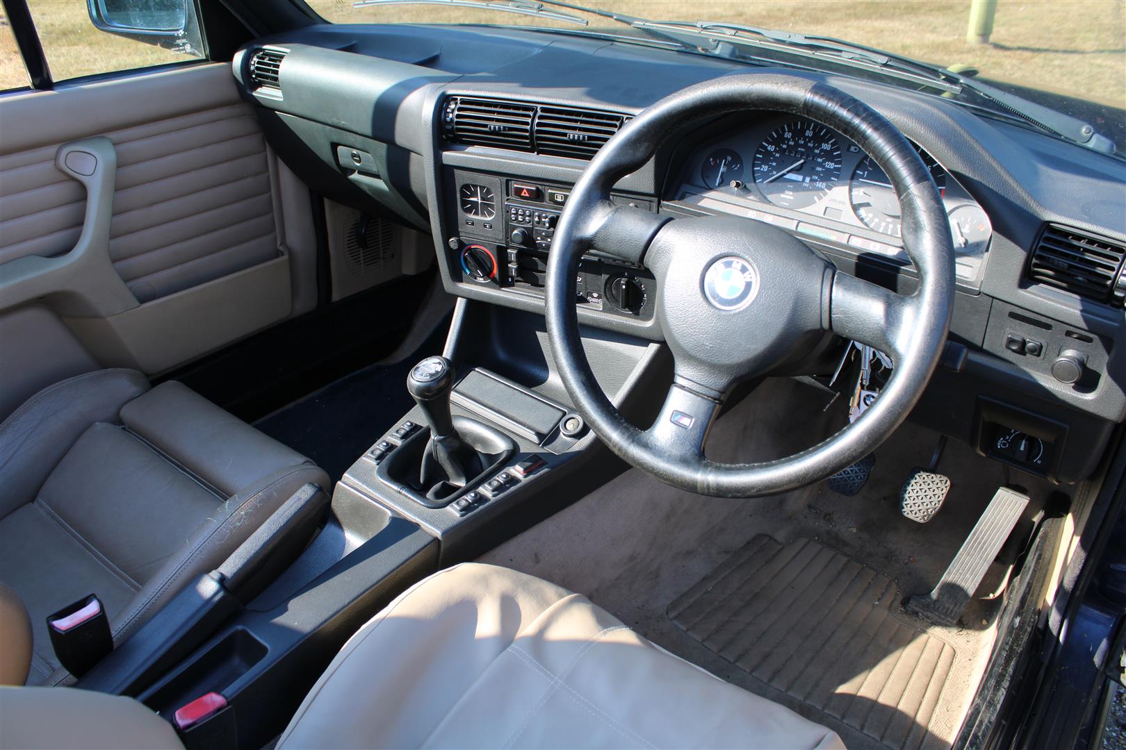 1993 BMW E30 318i Lux Convertible - Image 8 of 26