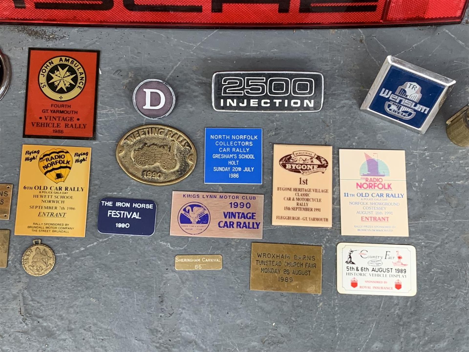 Box Of Assorted Badges To Include Porsche Etc - Image 3 of 4