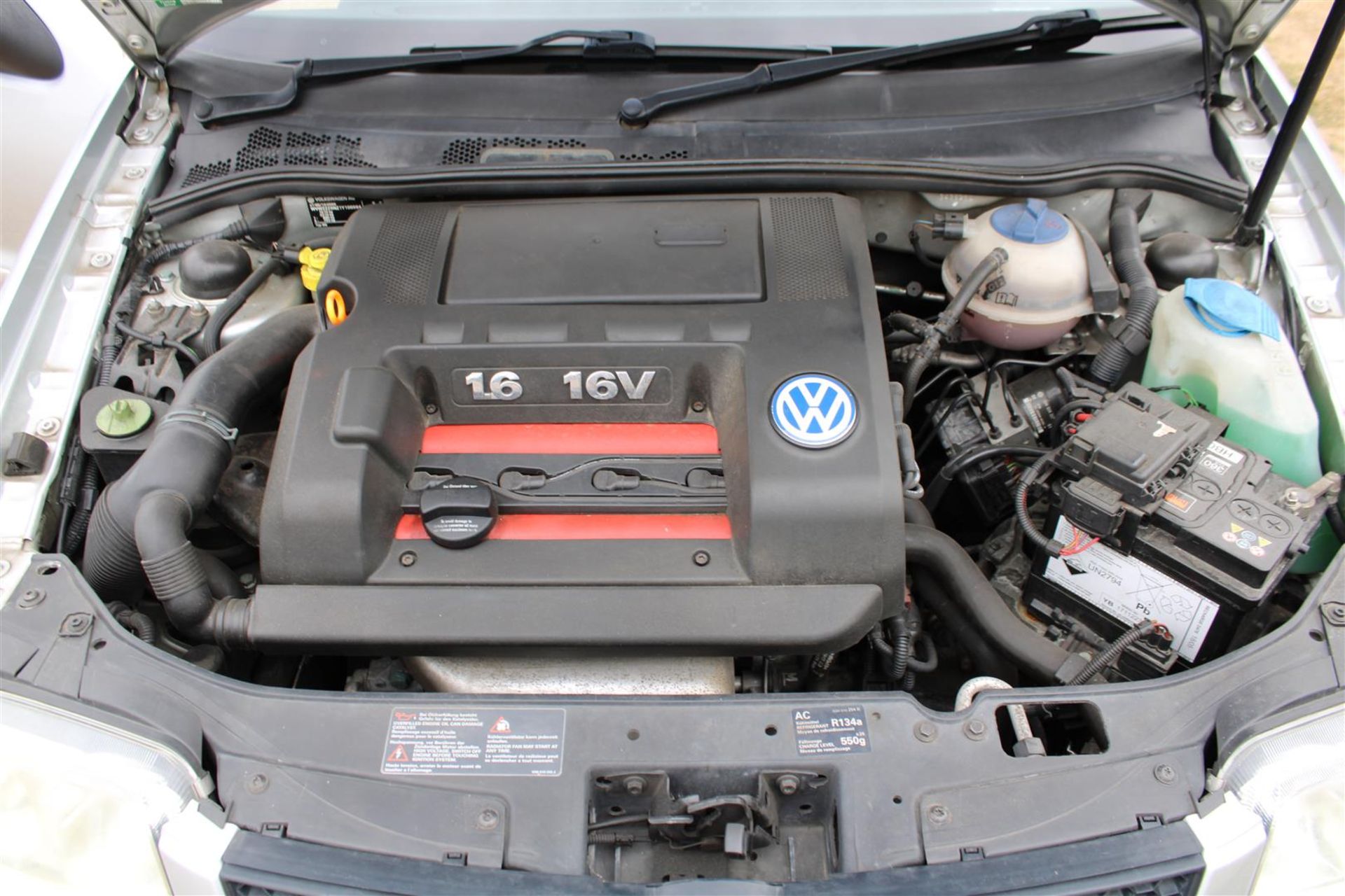 2000 VW Polo 1.6 GTi 36,843 miles from new - Image 15 of 22