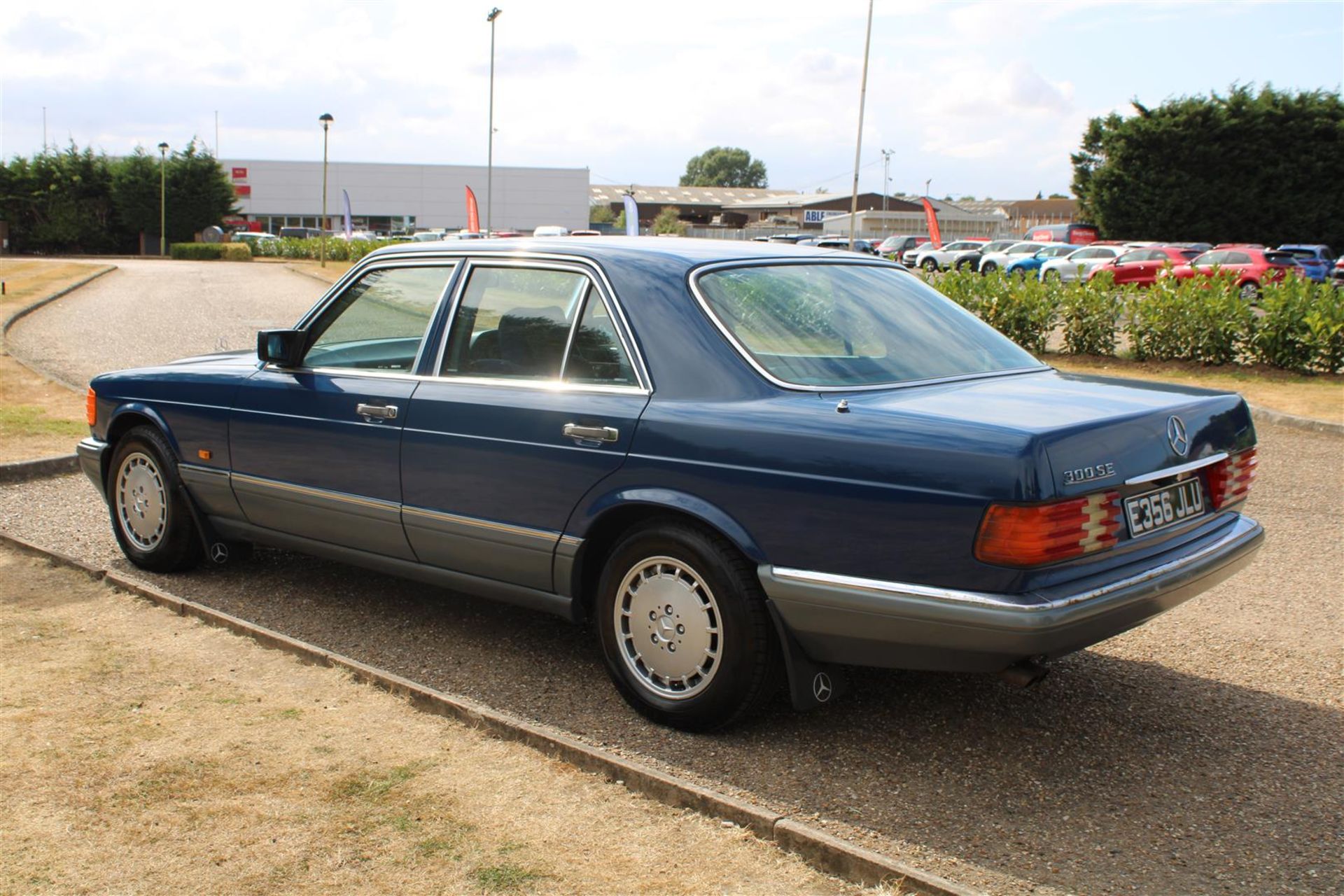 1988 Mercedes W126 300 SE Saloon Auto - Image 4 of 20