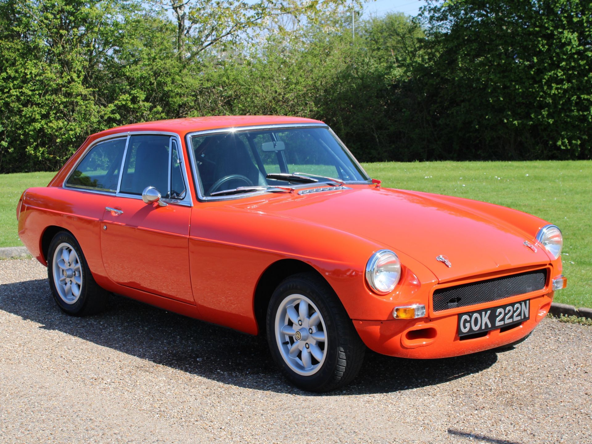 1975 MG B GT