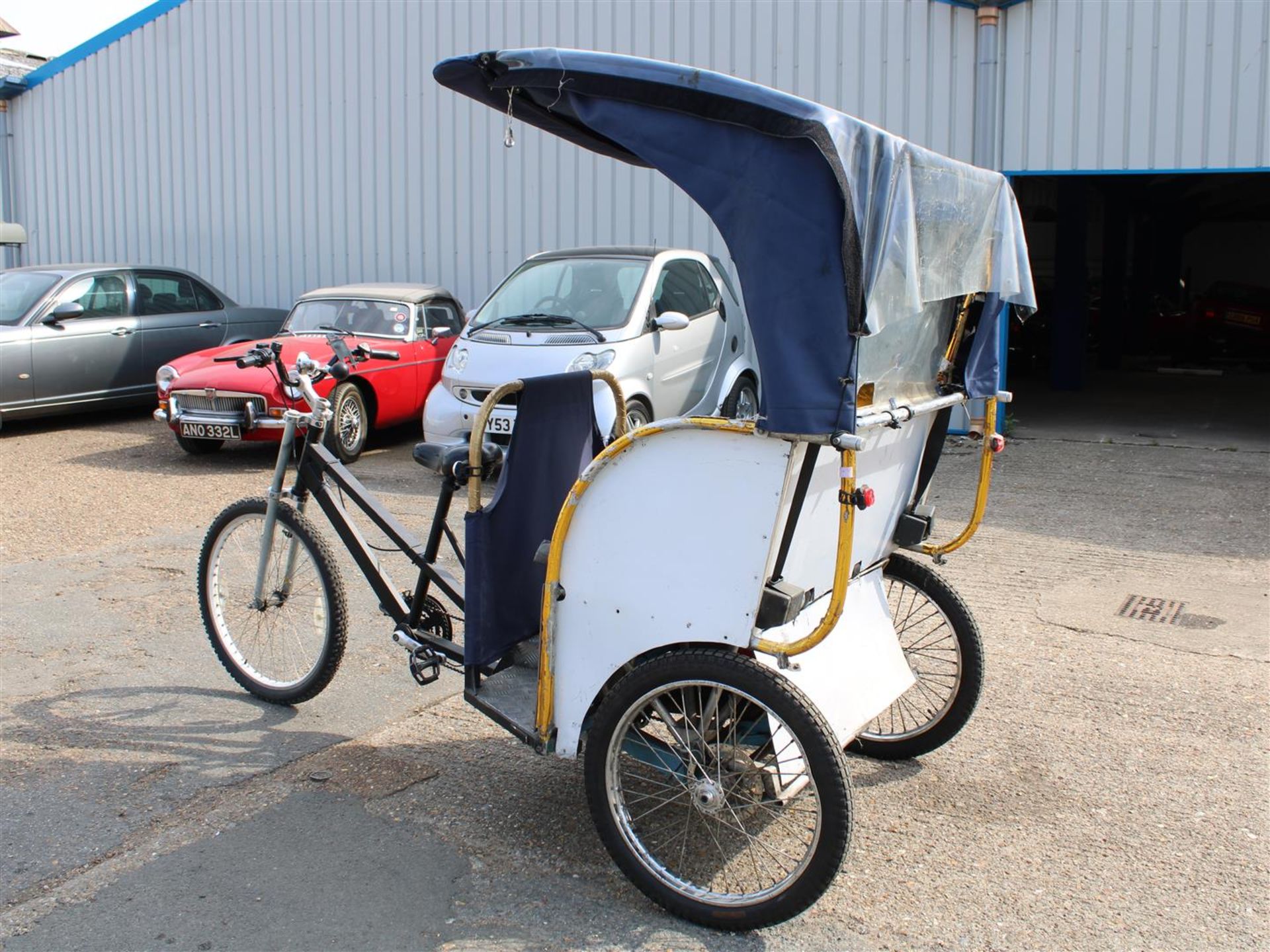 Pedicab Rickshaw - Image 5 of 19