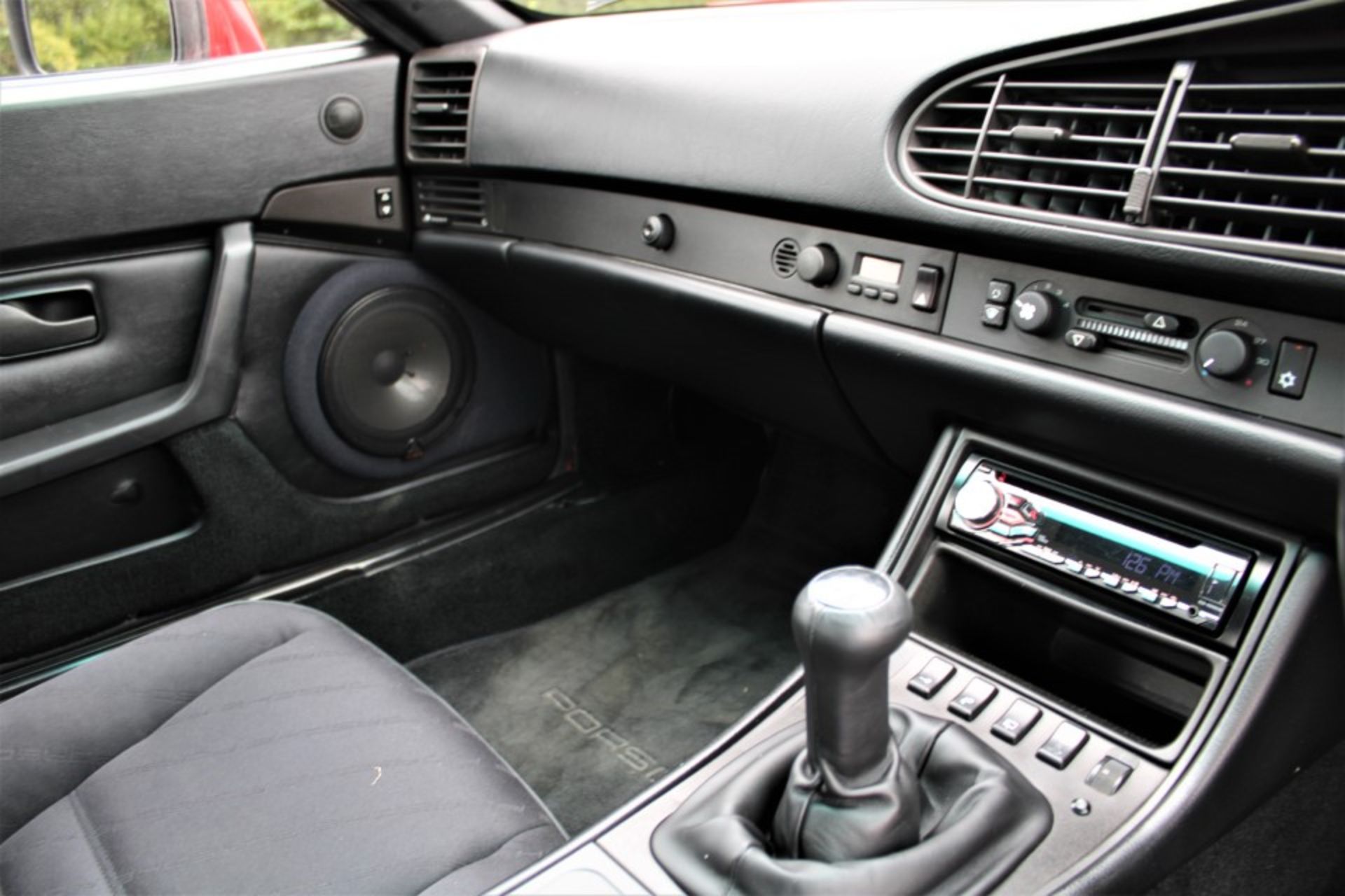 1990 Porsche 944 Turbo - Image 10 of 23