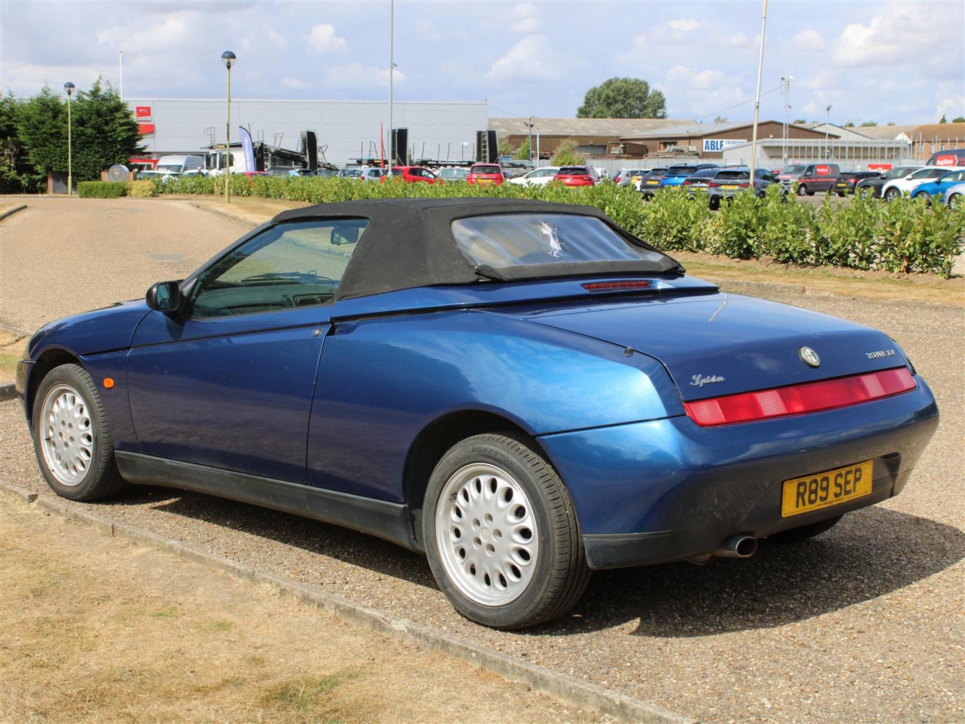 1998 Alfa Romeo Spider T Spark 16v - Image 2 of 32