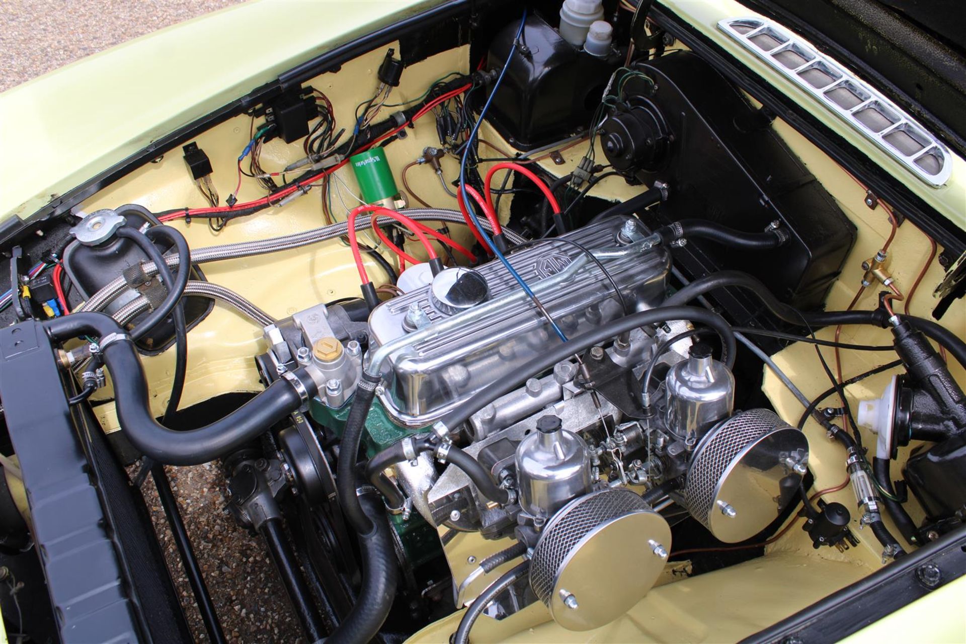 1977 MG B GT - Image 24 of 32