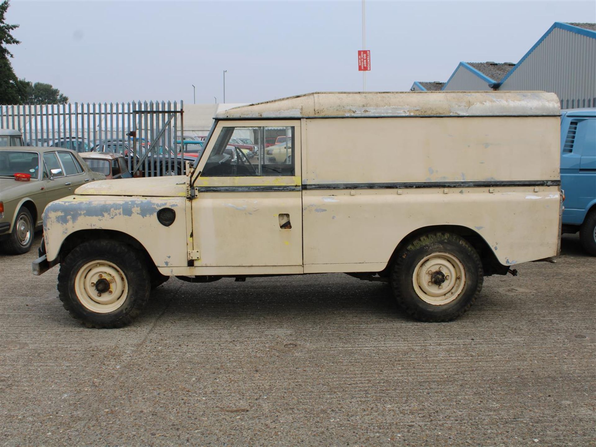 1981 Land Rover 109 Series III" - Image 2 of 29