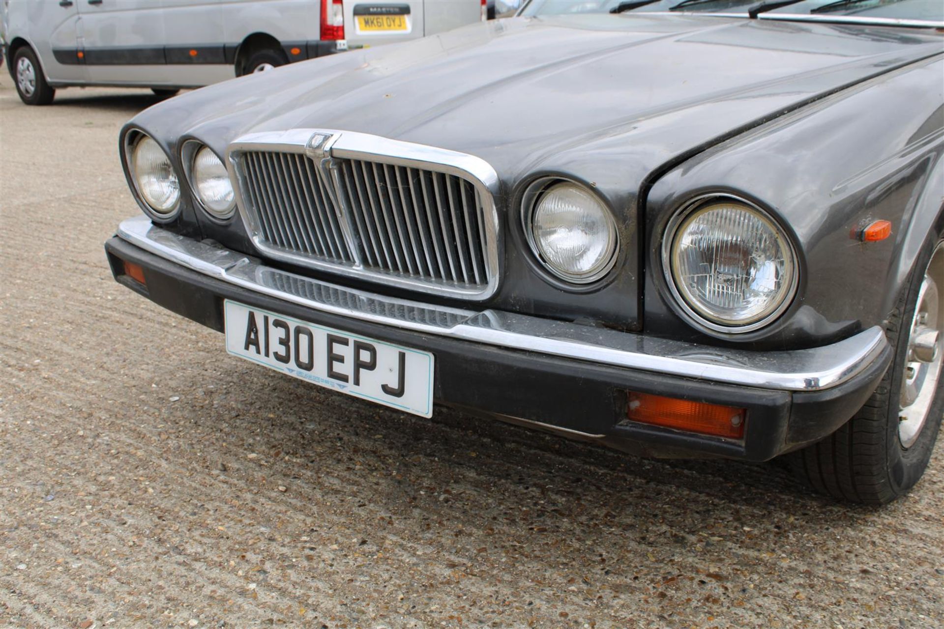 1984 Jaguar XJ6 4.2 Series III Auto - Image 21 of 23