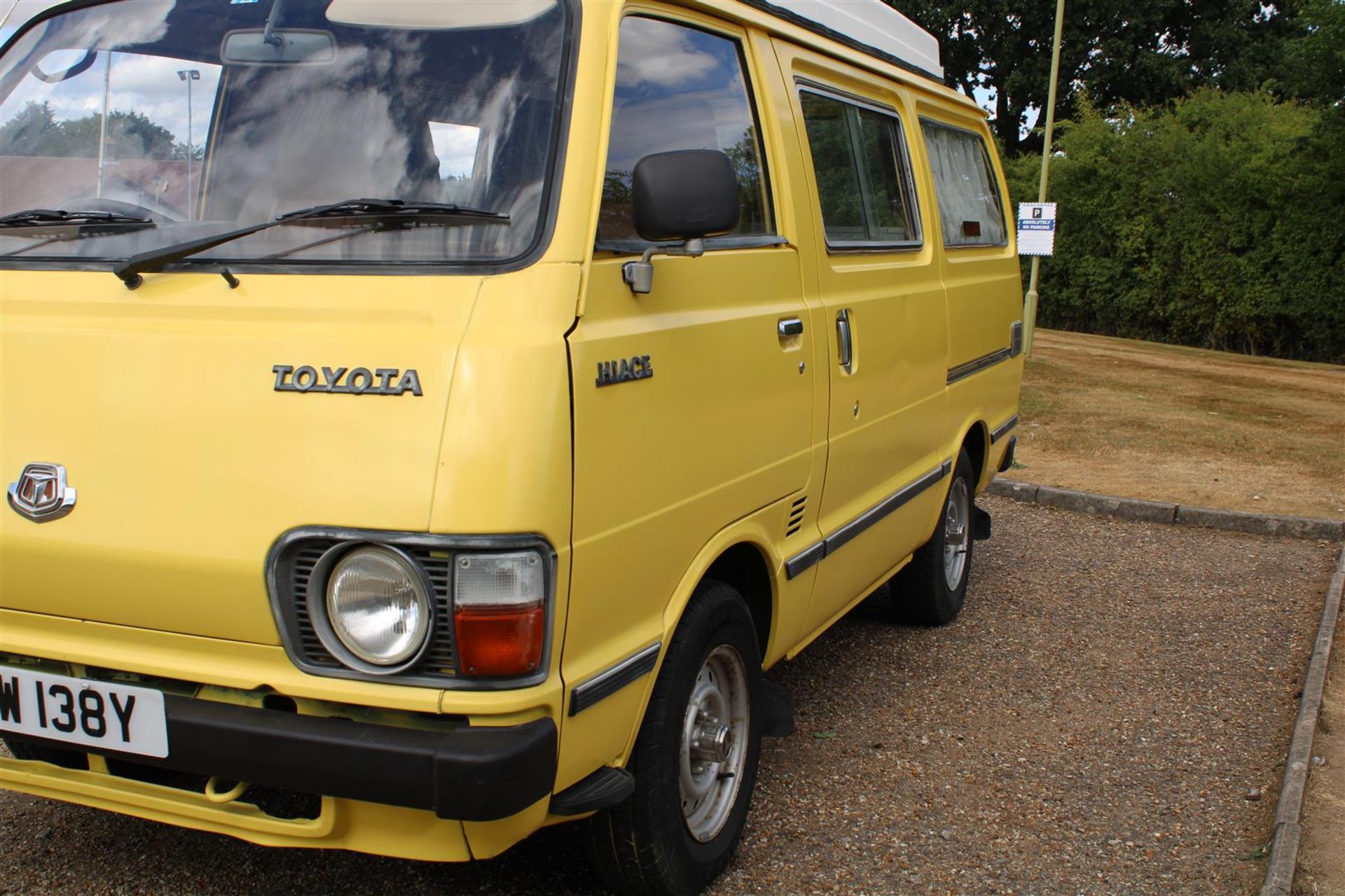 1983 Toyota Hi-Ace Camper Van - Image 12 of 37