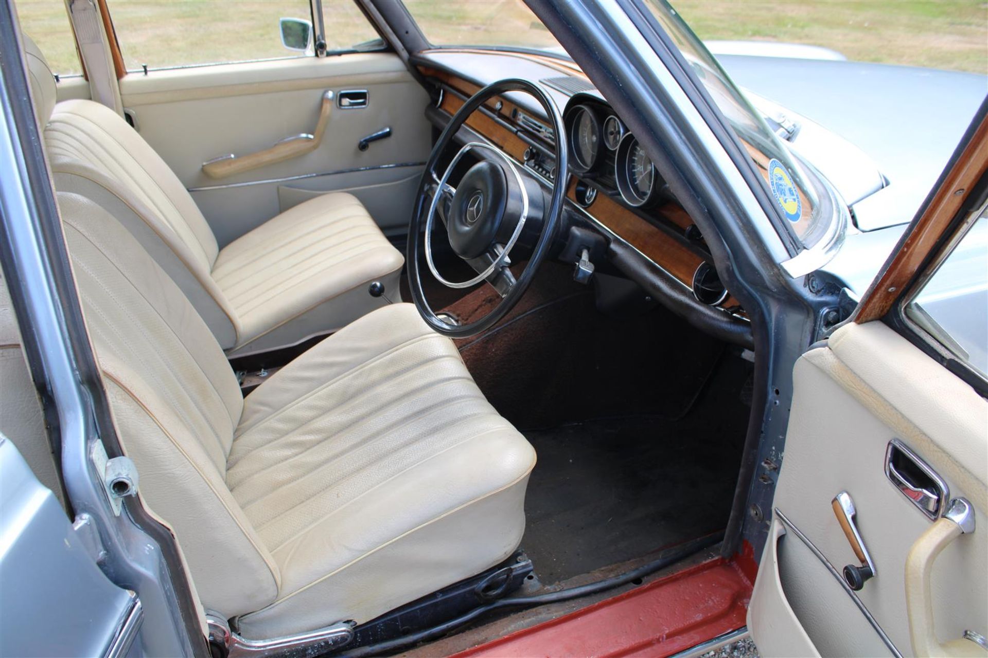 1968 Mercedes W108 280 SE Auto Saloon - Image 7 of 29