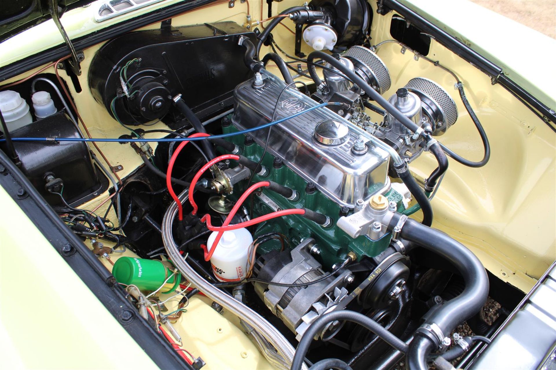1977 MG B GT - Image 25 of 32