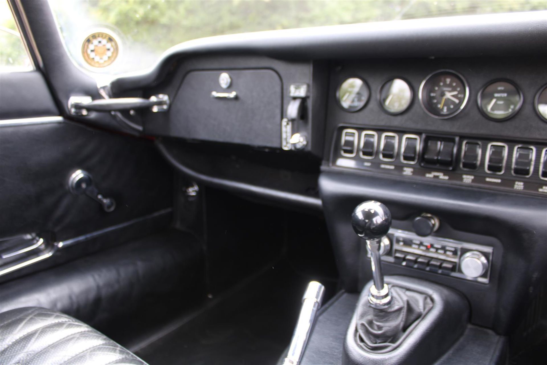 1973 Jaguar E-Type 2+2 FHC 5.3 V12 Series III - Image 11 of 26